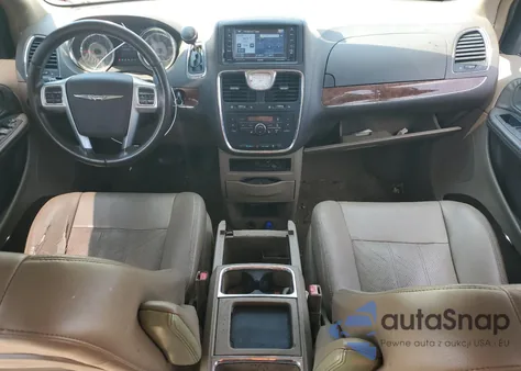 2011 Chrysler Town & Country Touring L from USA, damaged, VIN 2A4RR8DG5BR780096